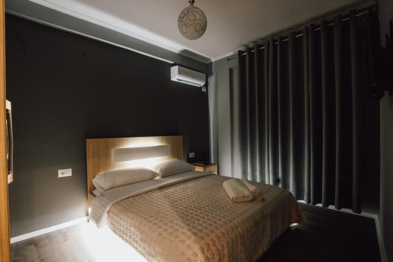 Novs Apartment 1 Gjirokastra Kültér fotó